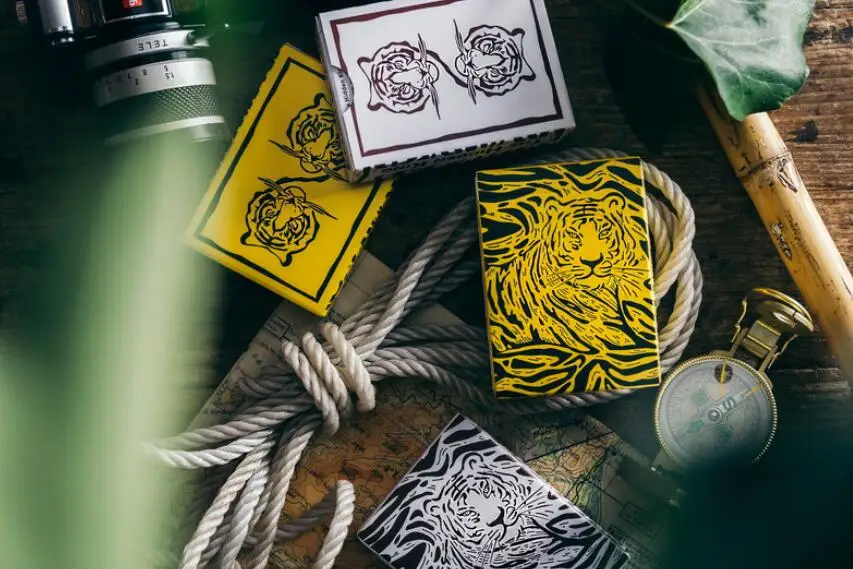 The Hidden King Playing Cards 88*63mm Paper Magic Category Poker Cards for Professional Magician