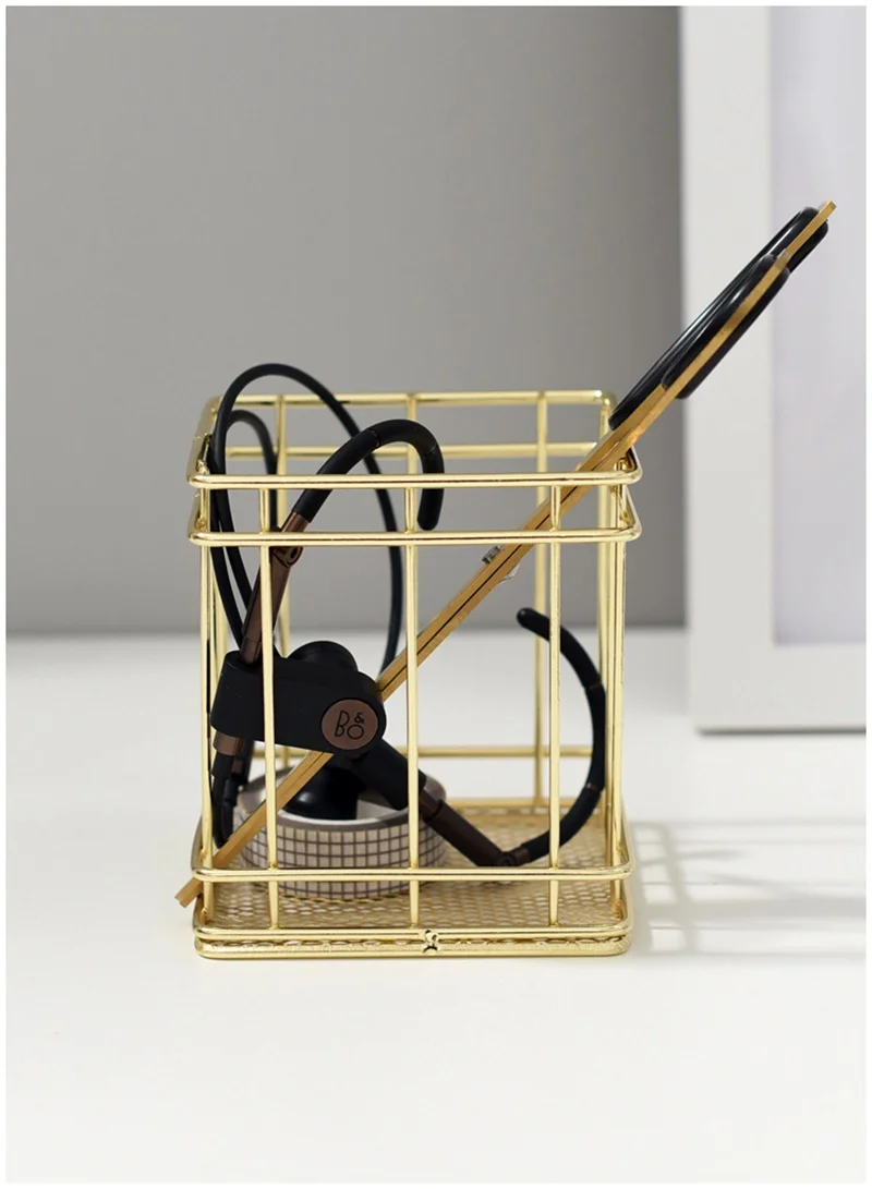 H448b06a1092241a3b02eaab7ea0b1eeeG.jpg?width=800&height=1091&hash=1891