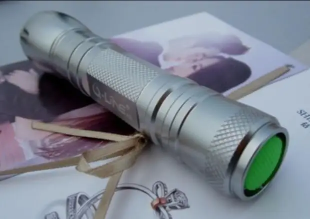 Silver 3V-4.2V LED flashlight / IPX-8 waterproof flashlight / cool white QL-A5L - Цвет: Silver