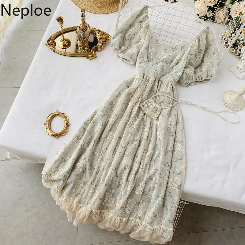 

Neploe French Elegant Fairy Dress Women 2020 Fashion Chic Summer Retro Maxi Long Lace Dress High Waist Floral Party Dress 1A1109