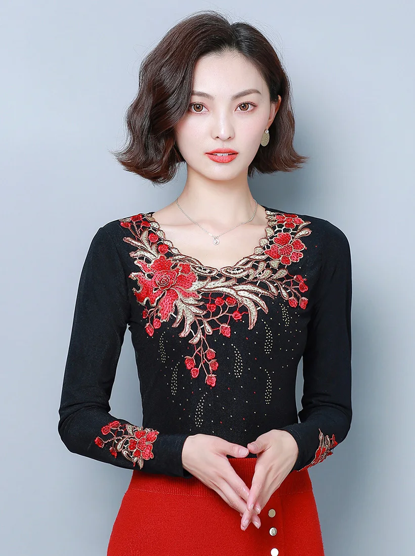 Blusas mujer de moda зимняя бархатная плотная черная блузка с длинным рукавом и цветочной вышивкой, рубашка размера плюс, Женские топы и рубашки