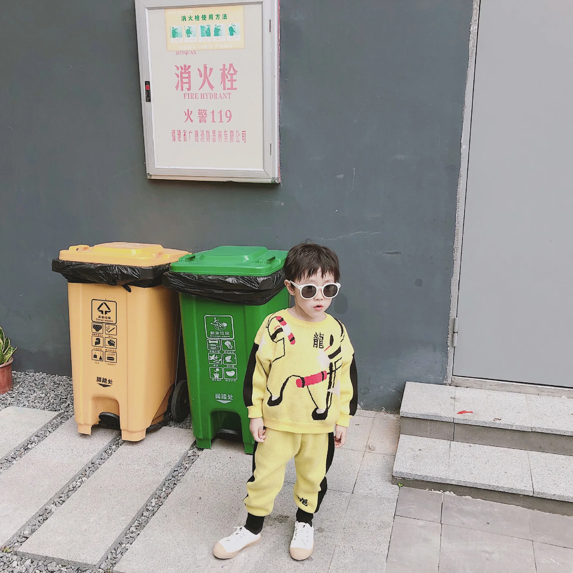 Tonytaobaby/осенне-зимняя одежда новая детская одежда с круглым вырезом, Милый хлопковый свитер с героями мультфильмов, комплект детской одежды для мальчиков и девочек