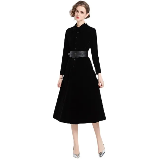 Timeless Elegance in Velvet: ZUOMAN's Vintage Velvet Dress
