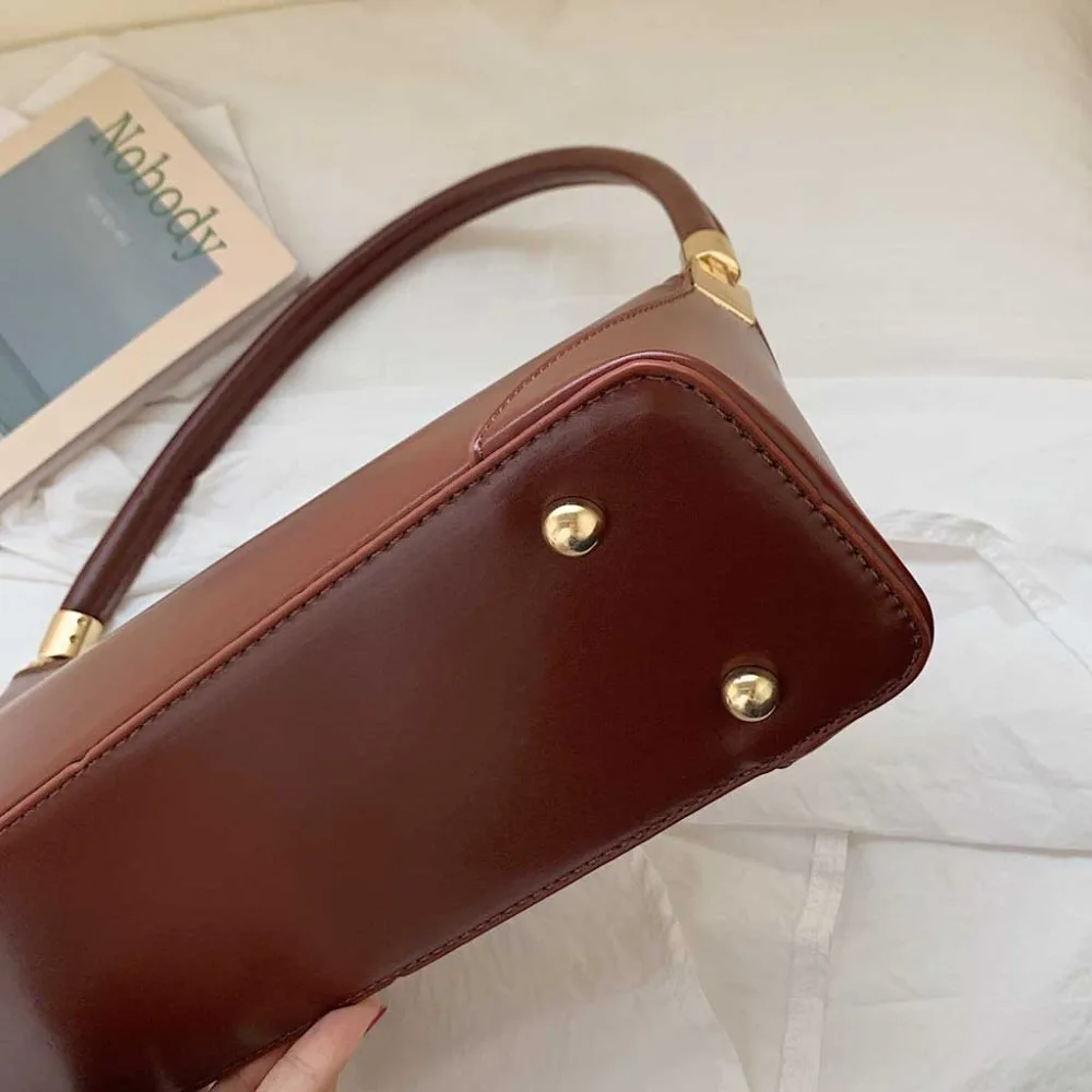 30 - ZHJ90808062_0310422211629796050