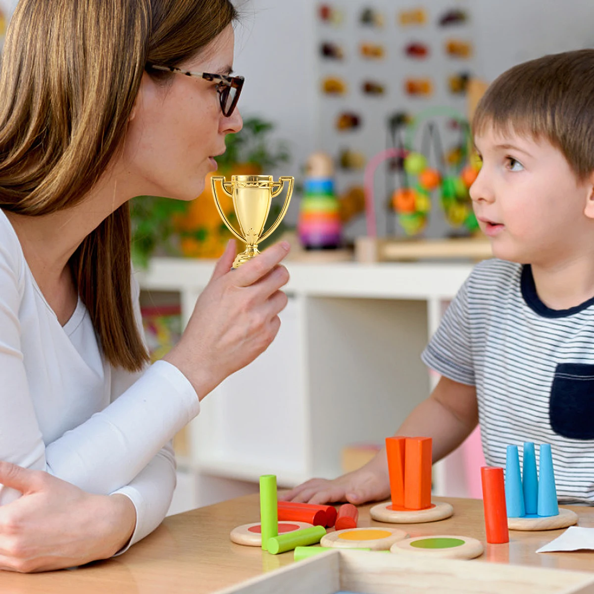 Award Medals 10/12/24pcs Achievement Prize Award Kids Bulk Small Audlt Audlt Kids Mini Award Trophys Decor Plastic Reward