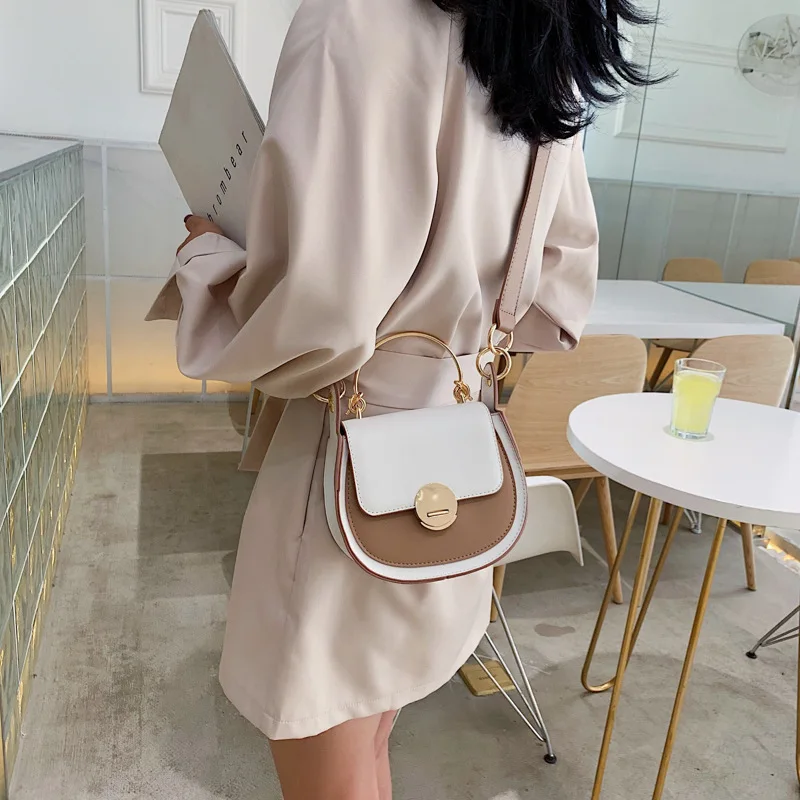 

Colour bumping 2019 new (size) saddle bag broadband leisure forest Korean version of one-shoulder oblique Bag