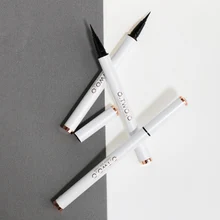 Жидкая подводка для глаз, с золотистым расшитым узором подводка для глаз Водонепроницаемый черный Цвет продолжительное Гладкий быстрой сухой карандаш-подводка для глаз макияж. w