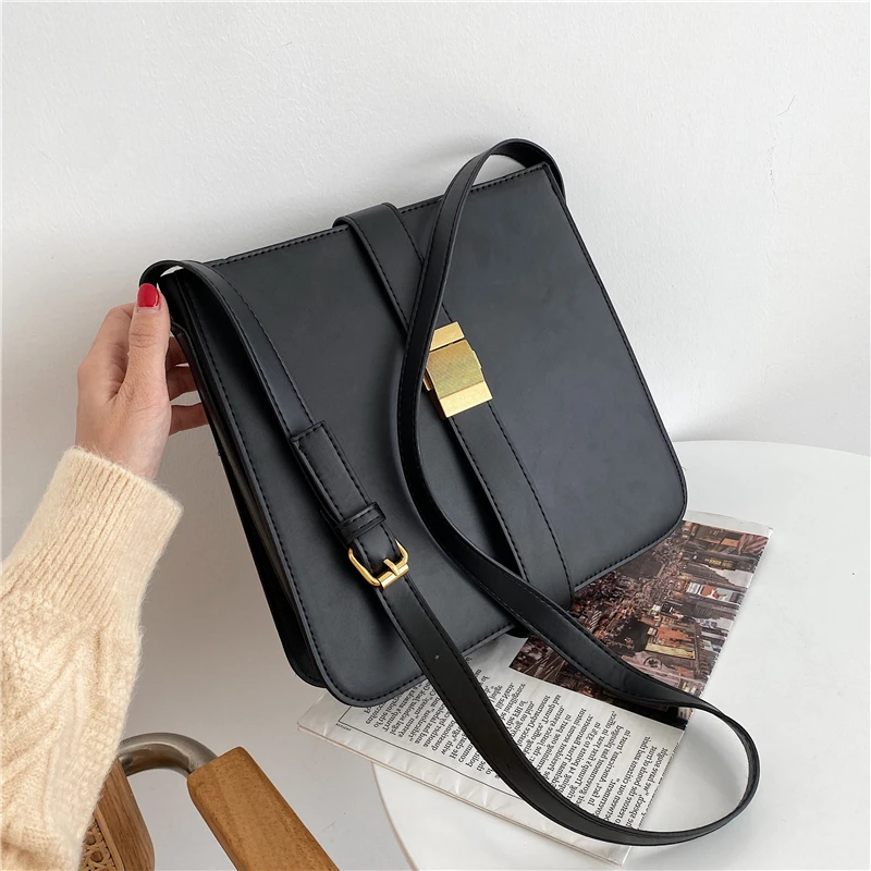 

Burminsa Chic Design Box Crossbody Bags For Women Large Capacity Street Date Flap High Quality PU Leather Crossbody Bag 2021 NEW
