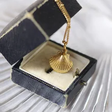 2021 Summer Stylish Tarnish Free Stainless Steel 14K Gold Plated Beads Chain Sea Scallop Shell Pendant Necklaces For Women 