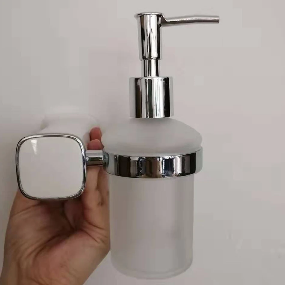 soap dispenser Современный набор оборудования для ванной комнаты, белая краска-спрей, 304 нержавеющая сталь, вешалка для полотенец, аксессуары для ванной комнаты, держатель для бумаги, настенное крепление - Цвет: soap dispenser