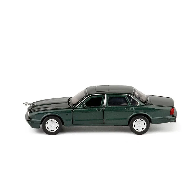 

1/36 04 XJ6 Simulation Toy Vehicles Alloy Pull Back Mini Car Replica Authorized By The Original Factory Model Toy Collection