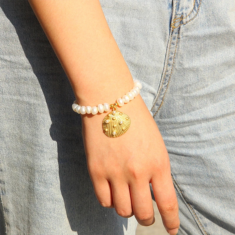 

Natural Pearl Shell Charm Bracelet & Bangle Seashell Hand Knit Bracelets Beaded Strand Bracelet For Women Women Accessories