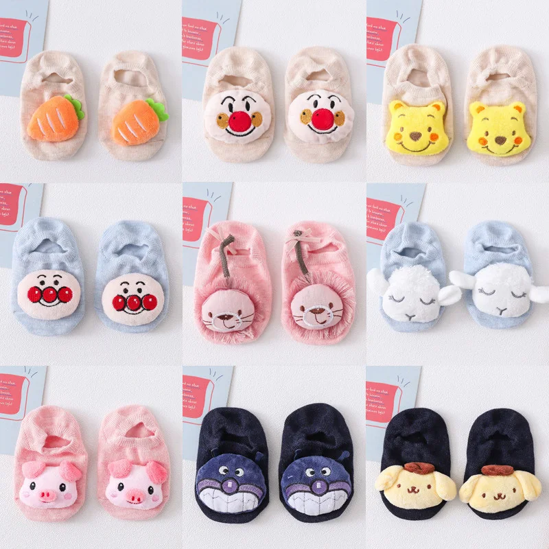 Calcetines con dibujos animados para bebé, antideslizantes, calcetines con sonajero para recién nacido, bonitos calcetines de algodón para suelo de otoño, botas cálidas para niños y niñas, novedad de 2020
