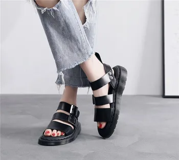 

2020 Summer Fashion Unisex Womens Genuine Leather Rome Style Antislid Black Sandals Peep Toes Beach Sport Shoes Plus Size