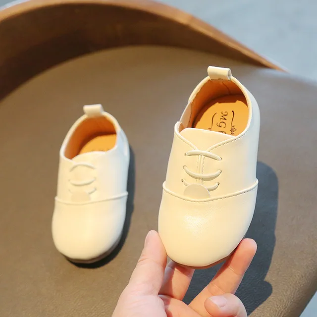 2021 New Spring Children Casual Shoes White Dress Shoes Girls Boys Soft Bottom Black Brown Kids Leather Shoes Slip On E02133 Beige