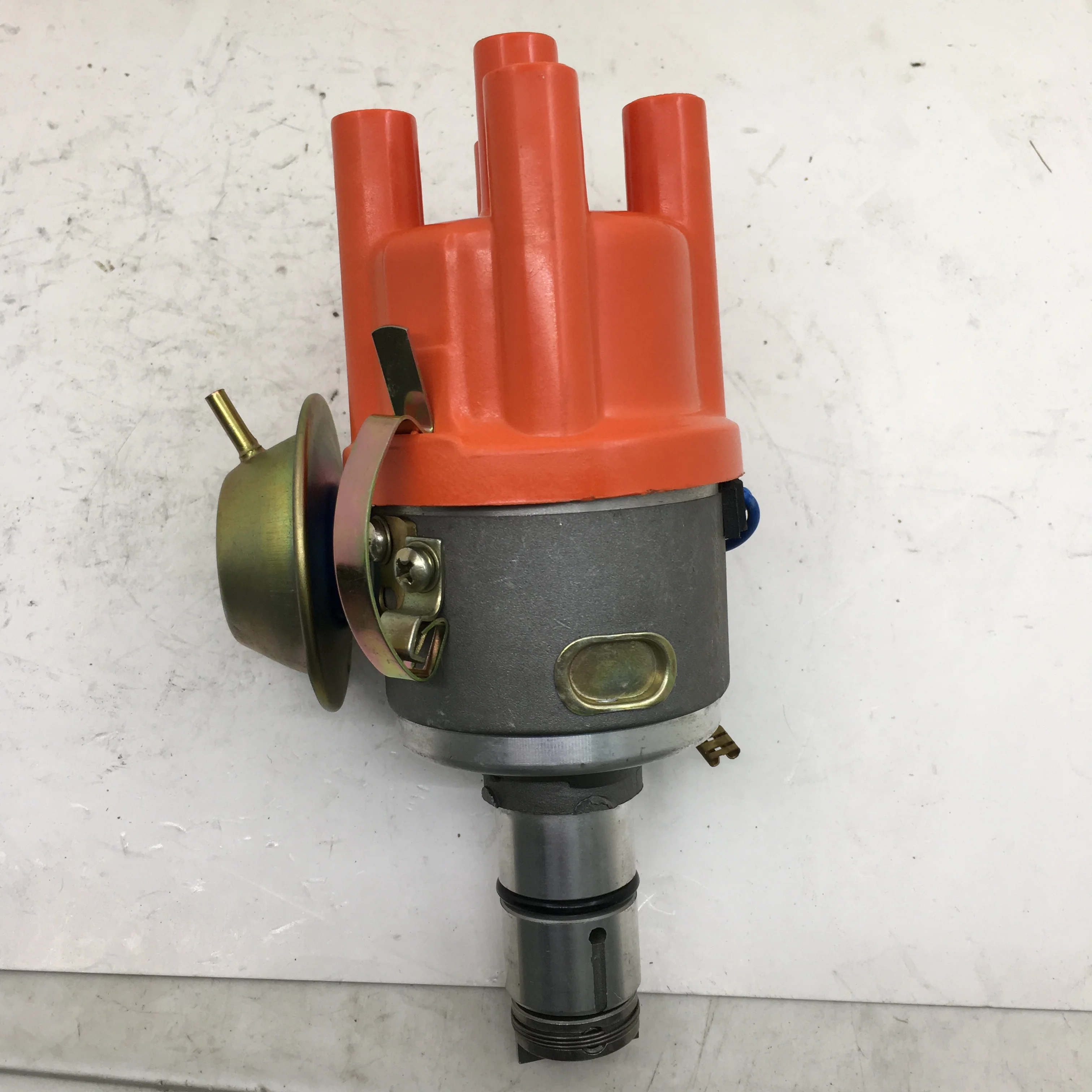 SherryBerg New Automobile Ignition Distributor 043905205N 023117602B Fit For VW Volkswagen Beetle Bug Audi Complete Distributor