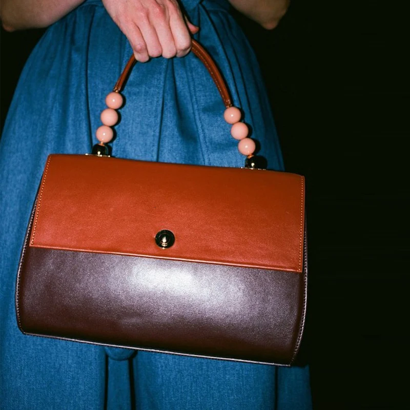 

2019 New Women Autumn And Winter Tide Brand Design Retro Beaded Handbag OL Wild Commuter Messenger Bag Simple Shoulder Bag OC774