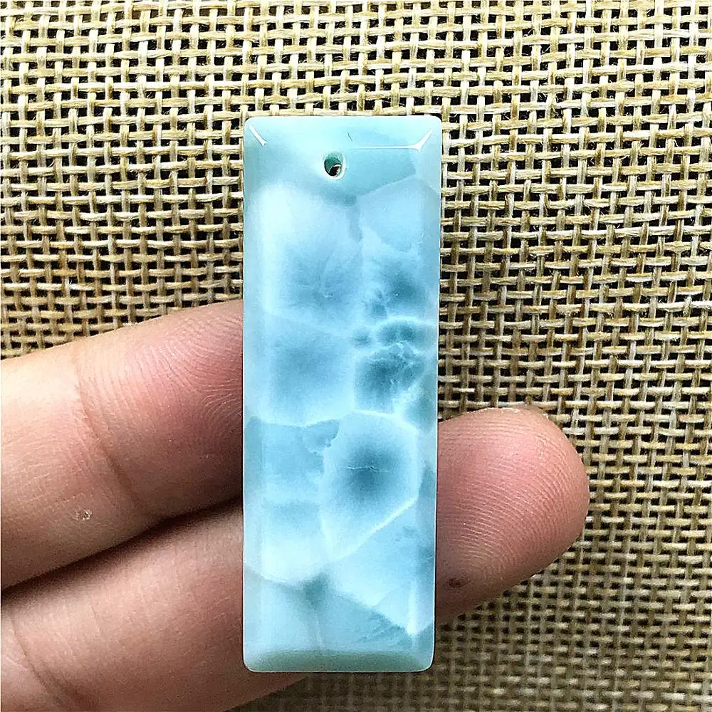 Натуральный голубой подвеска larimar для обувь для мужчин и женщин; с украшением в виде кристаллов 40x14x8 мм прямоугольник бисер с серебряной нитью, бледно-Доминика воды узор камня Ювелирные изделия AAAAAA