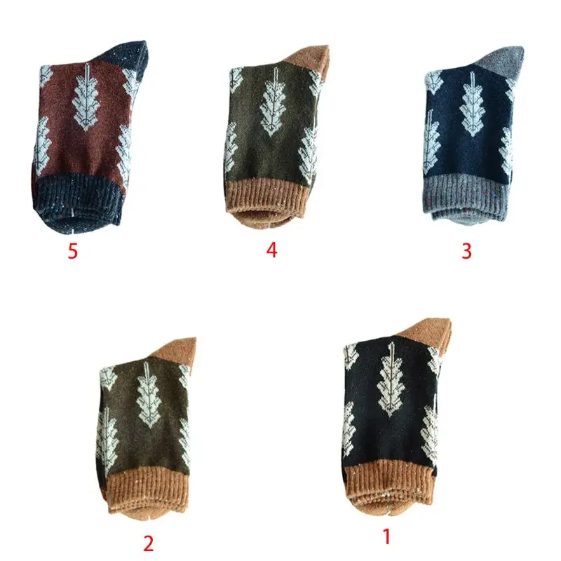 Женские рождественские носки; сезон осень-зима; хлопковые повседневные плотные короткие носки с героями мультфильмов для девочек; женские мягкие теплые чулочно-носочные изделия; 5 стилей