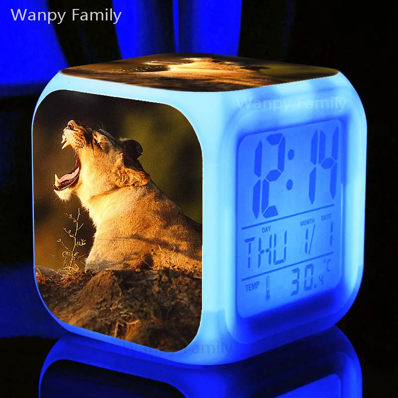 Африканский Лев Король Будильник 7 цветов светящийся светодиодный цифровой будильник для детей подарок на день рождения многофункциональные электронные часы - Цвет: Сливовый