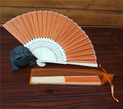 8650857799_490624392.400x400