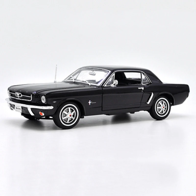 Литая металлическая модель автомобиля Ford 1/18 масштаб 1964 Коллекция игрушечных