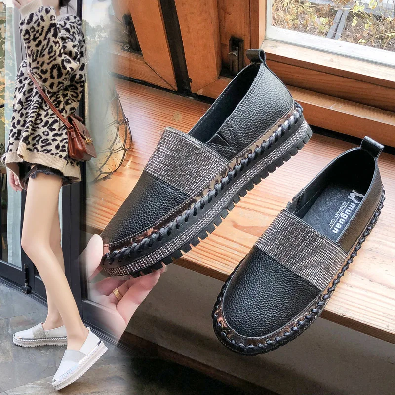

Shoes Women's 2020 Spring New Style Flat Man-made Diamond Slip-on Lazy Loafers Thick Bottomed Platform Shoes White Versatile