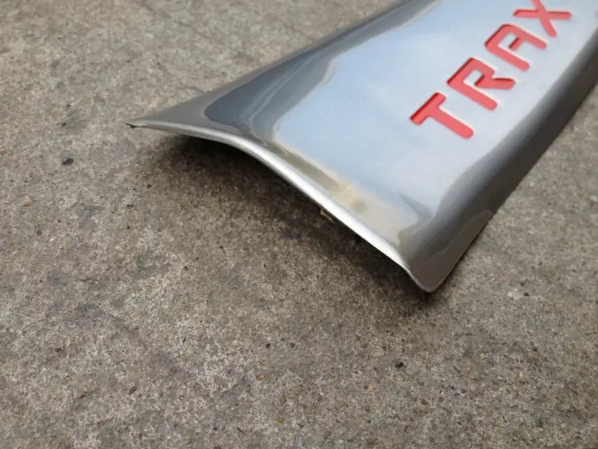 

Chevrolet 17 Create Cool Built-in Threshold of Article Red Label Stainless Steel