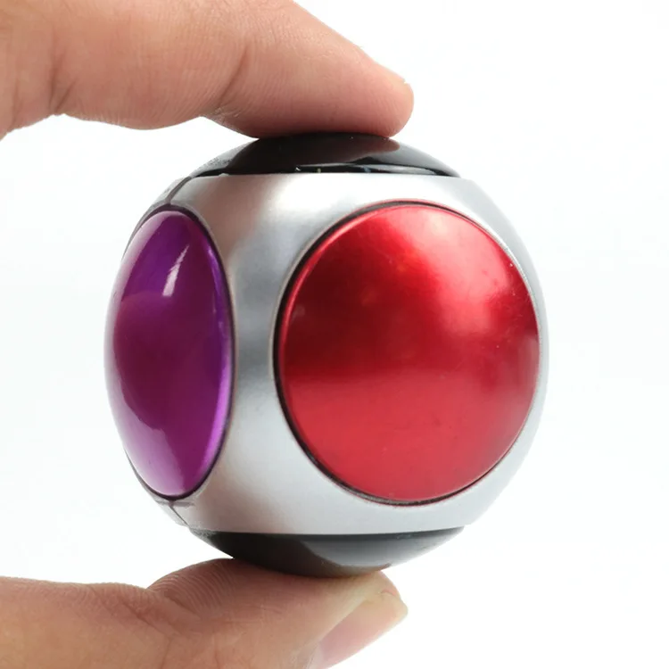 

New Style Creative Relaxation Six-Sided Ball Fidget Spinner Rotating Football Rubik's Cube Spinner