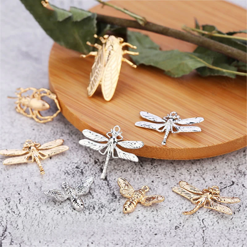 Латунные подвески в виде стрекозы и пчелы с покрытием 24 каратным золотом 6 шт.