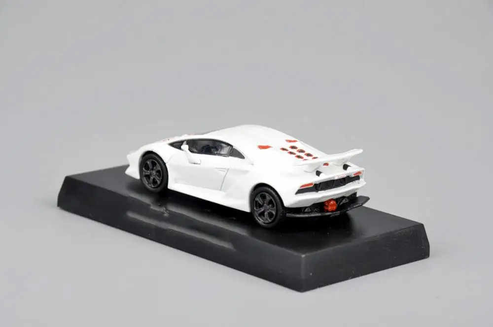 С дистанционным управлением Kyosho 1:64 литья под давлением модель автомобиля Sesto