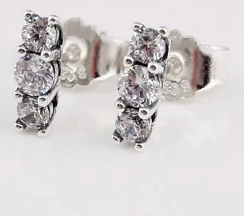 

YPD111 925 Silver Woman Ear Nails Simple Engagement Ear Ornaments Embedded with Zircon