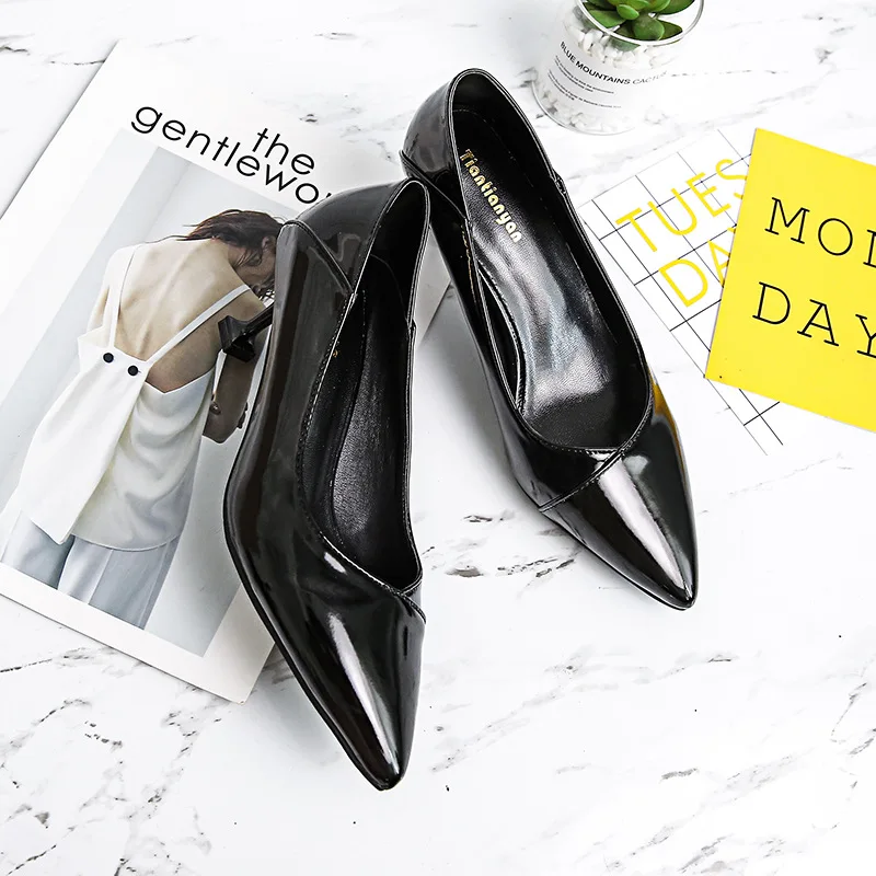 

2019 Spring New Style Cat with Pointed-Toe High Heel Shoes Soft Leather Paint Casual Work Shoes Women Dress Shoes 1482-2