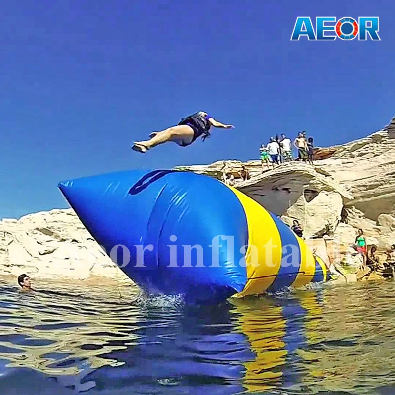 Aeor Free Shipping Inflatable Water Jumping Pillow Bag/ Water Blob