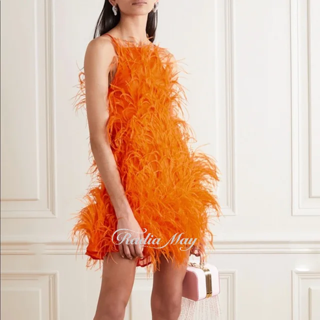 Radia May Gaun Koktail Mini Bulu Burung 