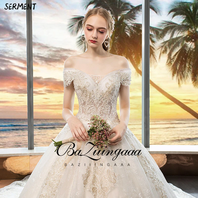 Off Baziiingaaa高級レースの袖のウェディングドレスオフ適切な肩妊娠中の尾の春夏 秋の結婚式