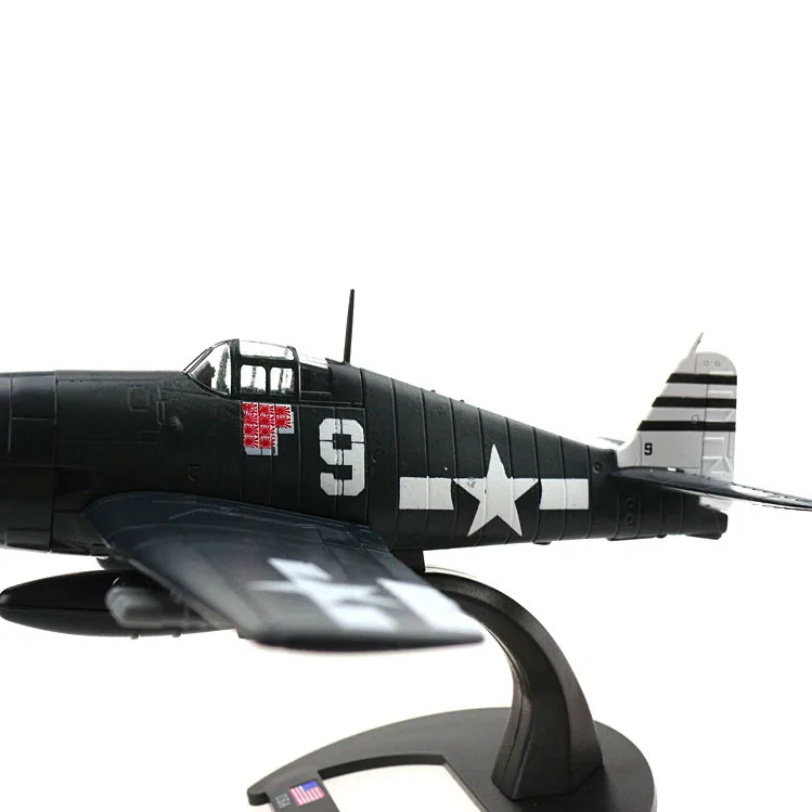 AVIONES WWII США NAVY Grumman F6F Hellcat Fighter 1945 1/72 литая модель