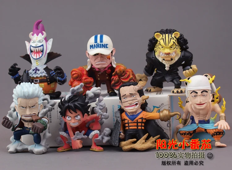 Фигурка героя BANDAI подлинный цельный брелок для людей способных вести движение