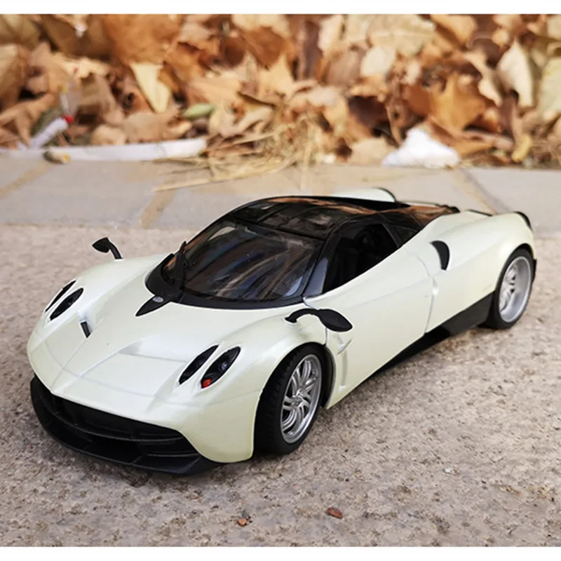Модель автомобиля Welly 1:24 PAGANI HUAYRA Roadster из сплава литой и игрушечный автомобиль
