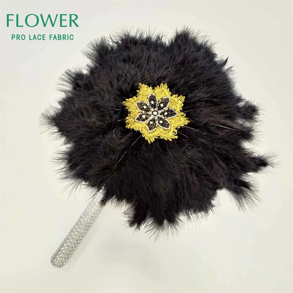 Abanico De Plumas Vintage Años 20 Huralona - Encaje Blanco Bordado Con Flores Y Marabú. Tamaño 24x43 Cm. Ideal Para Bodas, Halloween Y Fiestas De Té. Abanico Dorado Abanico De Plumas Vintage Años 20 Huralona - Encaje Blanco Bordado Con Flores Y Marabú. Tamaño 24x43 Cm. Ideal Para Bodas, Halloween Y Fiestas De Té. Abanico Dorado