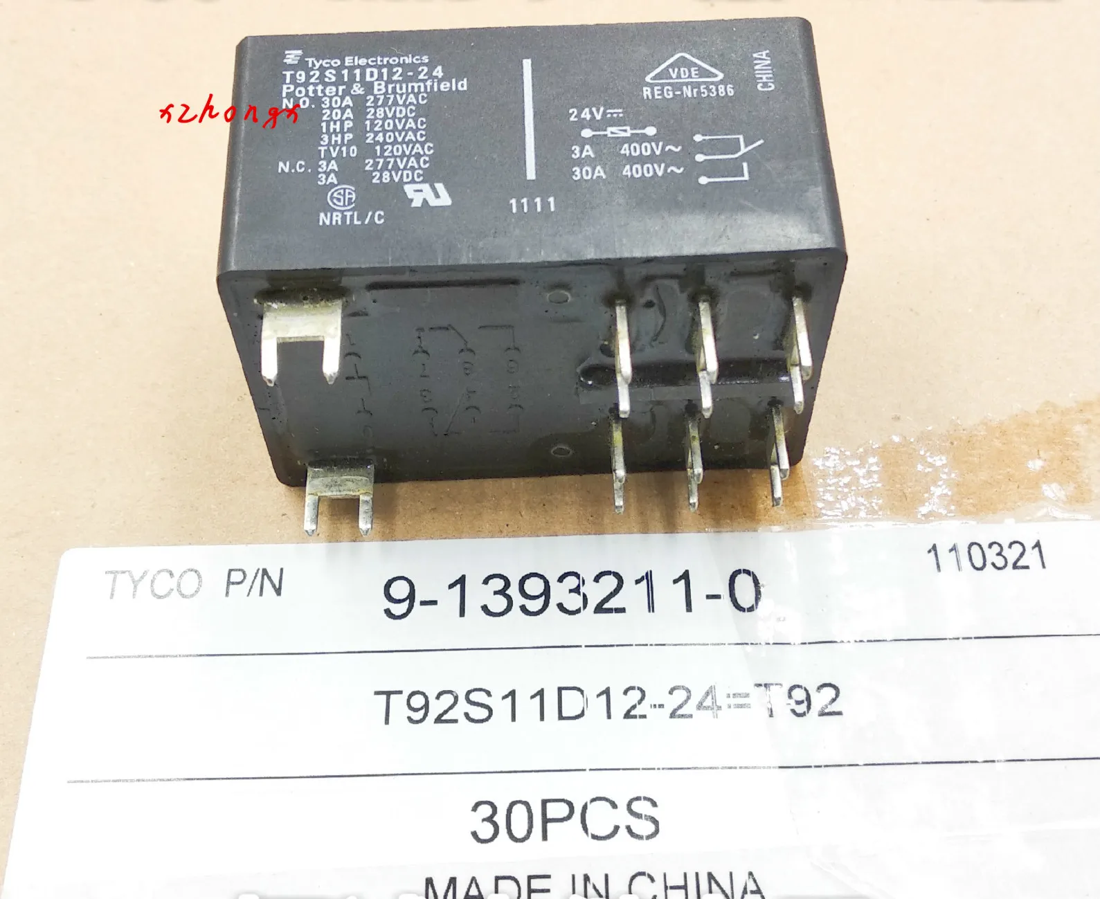 Реле t92s11d112-24 9-1393211-0 DPDT 30A 24VDC