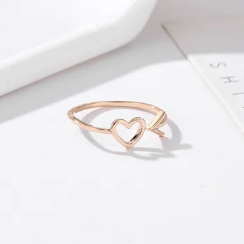 

Creative Jewelry Boutique Arrowhead Heart Opening Ring Fashion Hollow Symbolize Love for Anniversary Gift Birthday and valentine
