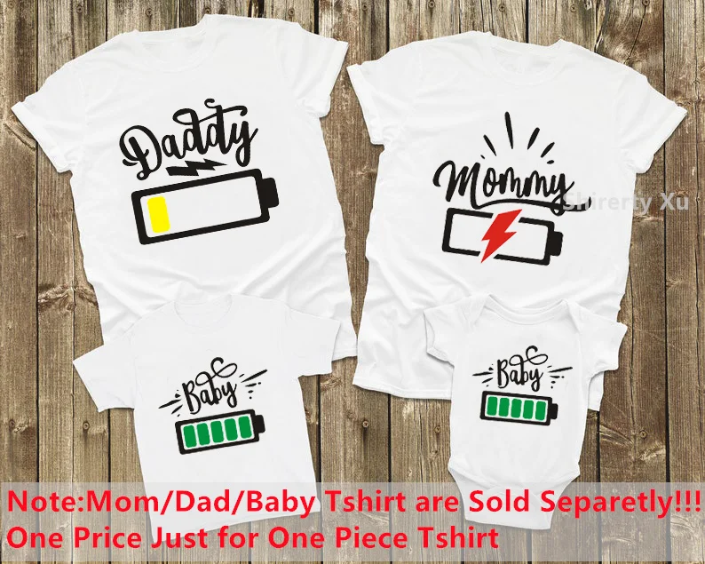 Family Matching Clothes Outfit Funny Battery Clothes Dad Mom Brother Sister T-shirt Family Look Daddy Mommy Me Baby Boy Girl Tee 4