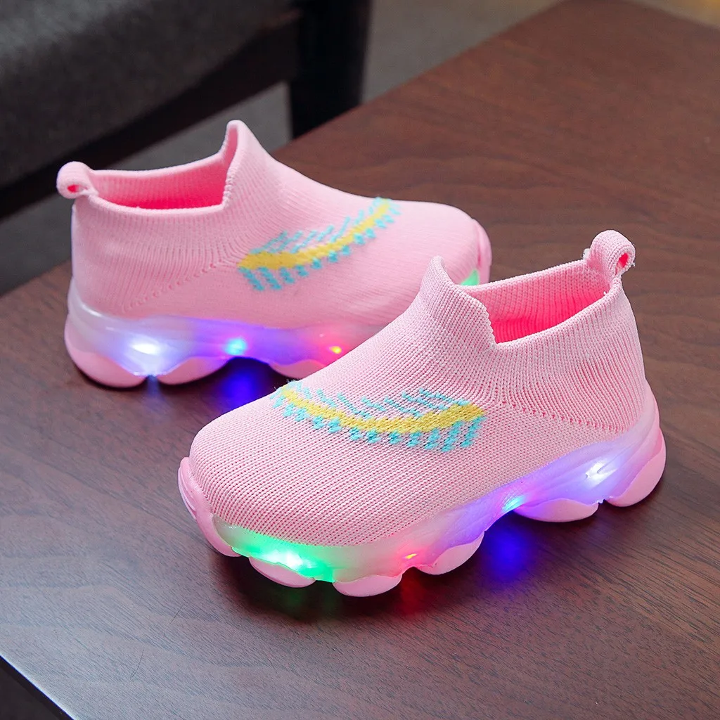 Светлая светодиодная детская обувь для маленьких мальчиков и девочек, светящиеся носки с перьями и сеткой спортивные кроссовки Casu Sapato Infantil, мигающие