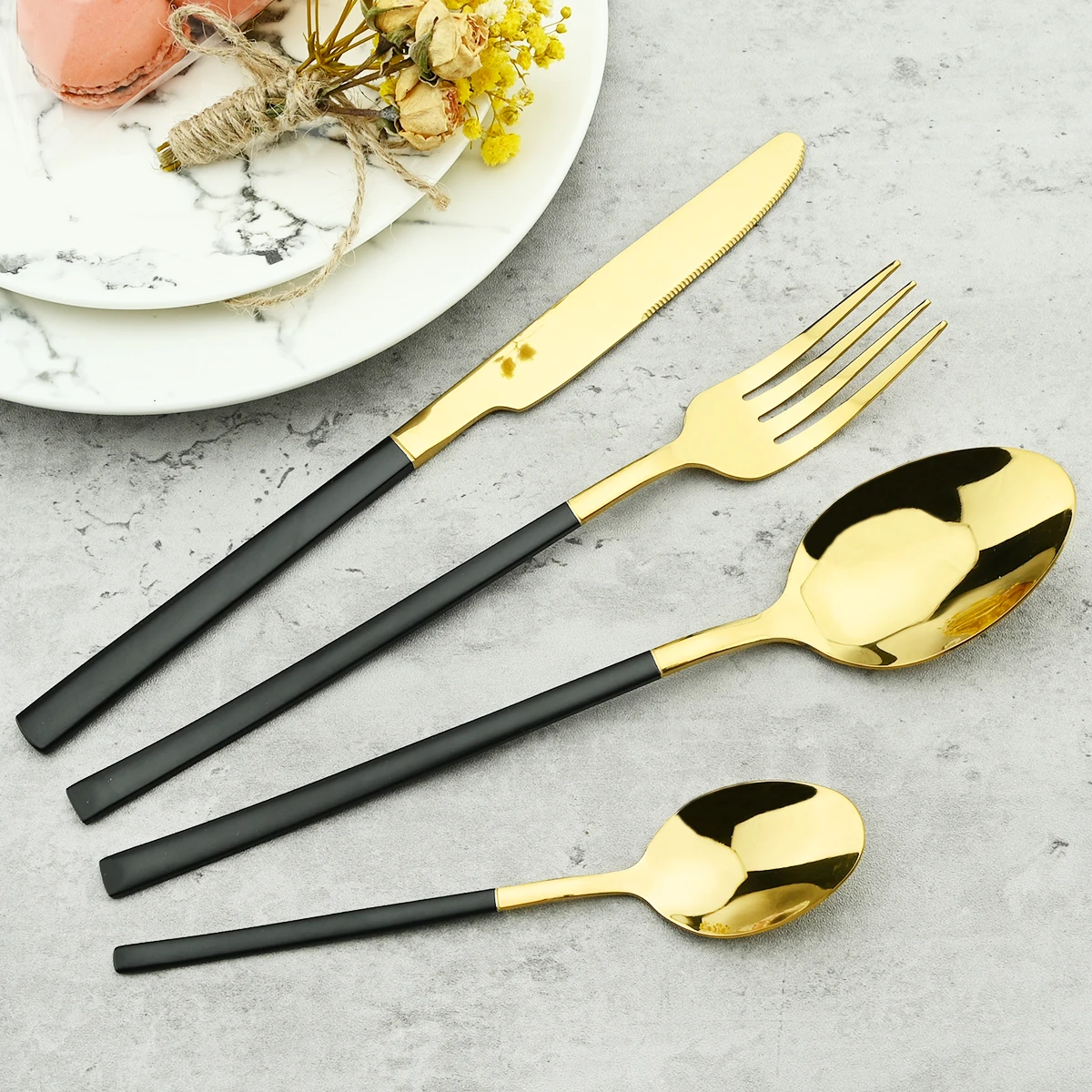 4pcs Black Gold Cutlery Set Knives Fork Spoon Dinner Tableware