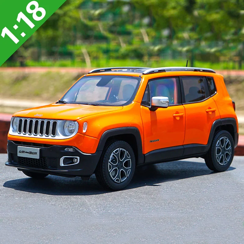 Коллекционная металлическая модель автомобиля внедорожника Renegade Cherokee белого и