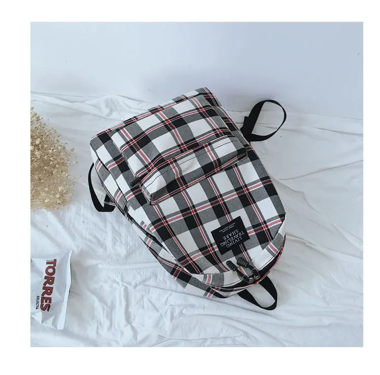 10204835271_1998858109