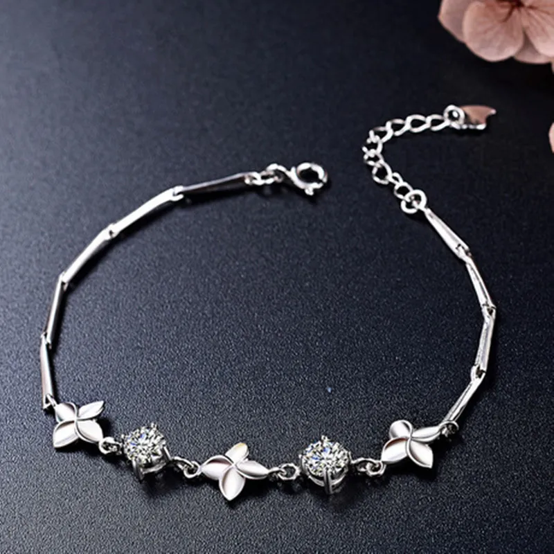 S925 sterling silver Korean version of the simple four-leaf clover bracelet for ladies