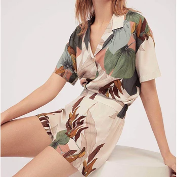 

2020 Pajamas Women's Short Sleeve Shorts Trousers Pajamas Set Leaves Printing Lapel Casual Large Size Loose Thin Home Clothes