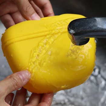 

Pet Dog Treat Pouch, Silicone Dog Training Bag Portable Magnetic Dog Treat Waist Bags